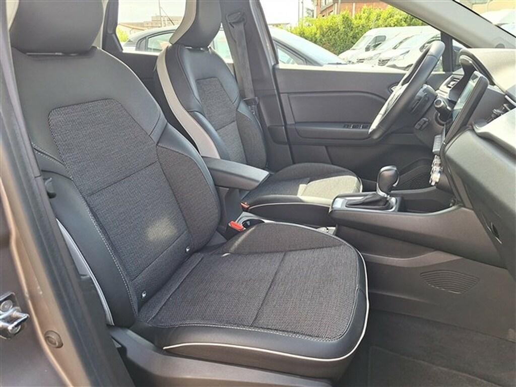 Renault Captur 1.5 Blue dCi Intens EDC