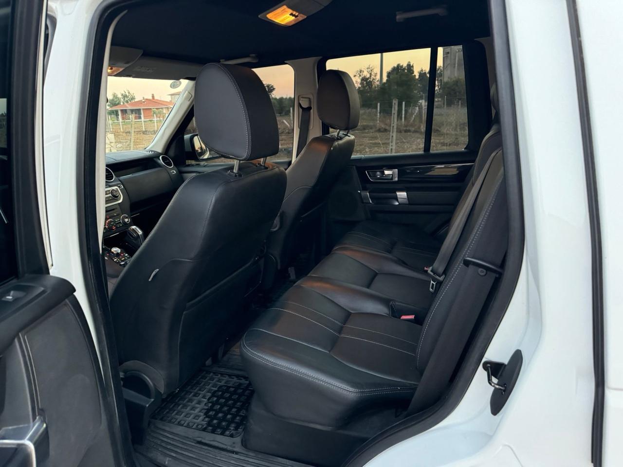 Land Rover Discovery 4 3.0 SDV6 255CV HSE