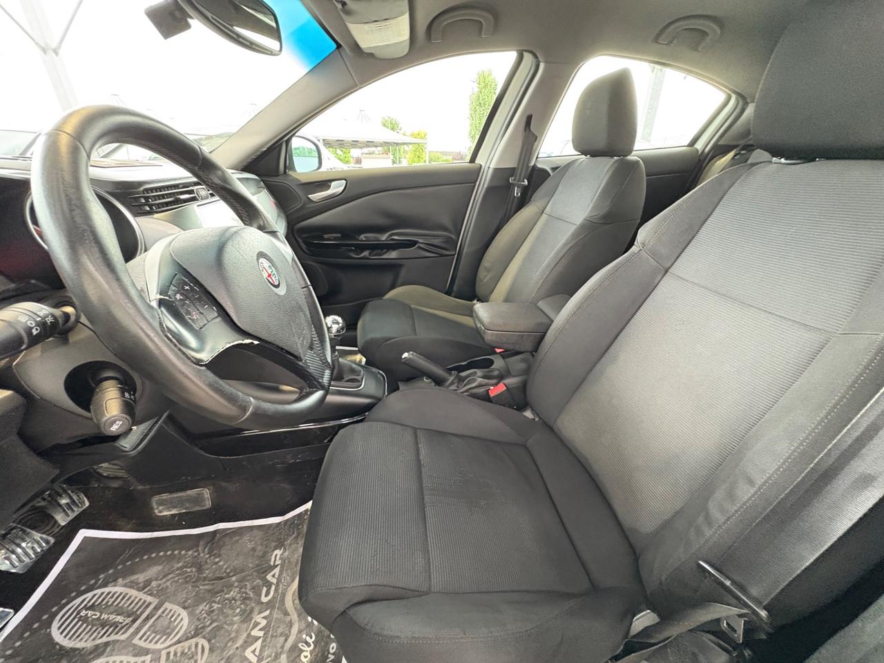 Alfa Romeo Giulietta 1.6 JTDm-2 105 CV Distinctive