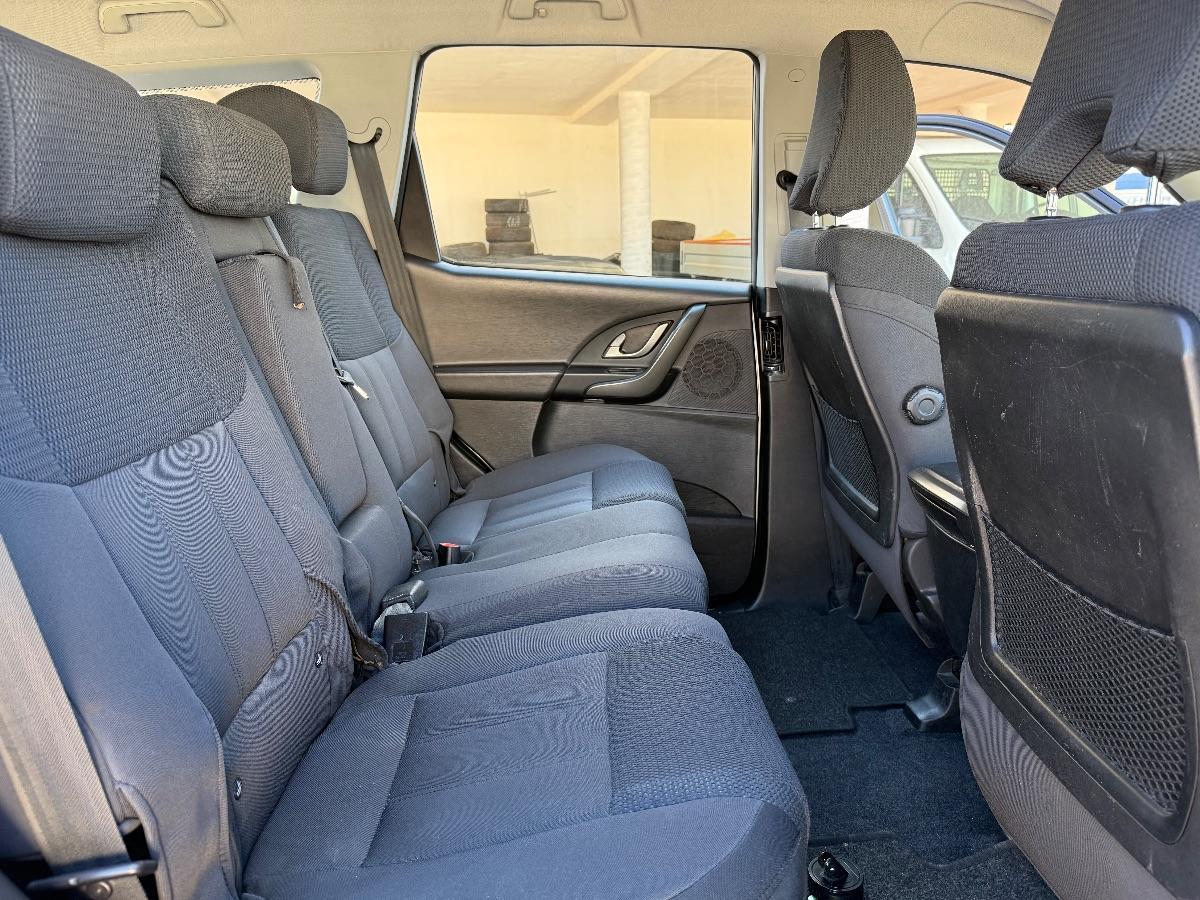 MAHINDRA - XUV500 - 2.2 16V FWD W8
