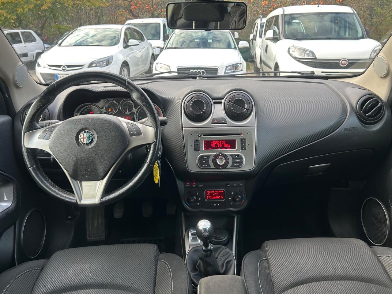 Alfa Romeo MiTo 1.6 JTDm 16V Distinctive Sport Pack