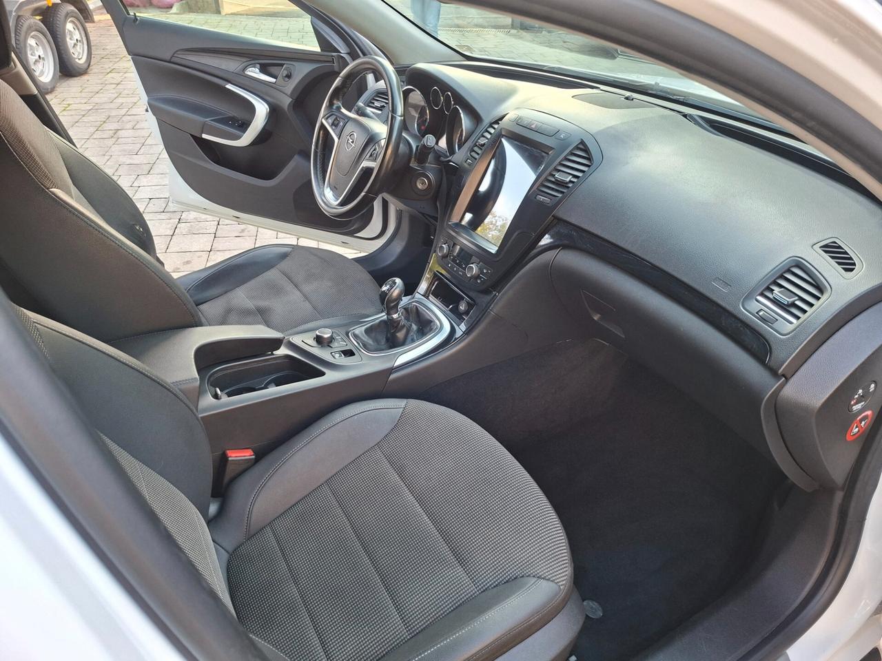 Opel Insignia 1.6 Turbo 180CV Sports Tourer Cosmo