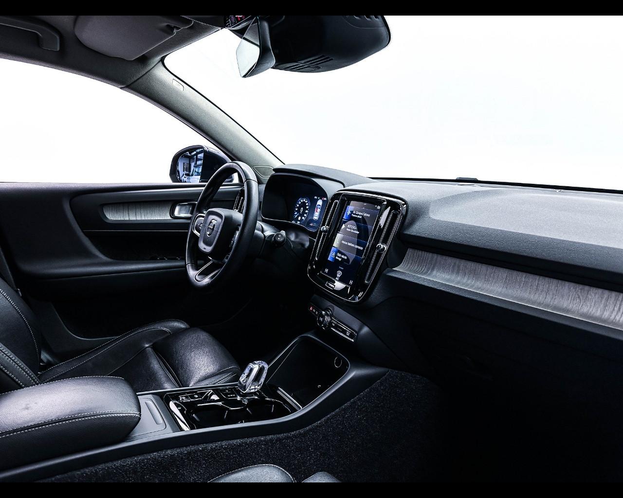 VOLVO XC40 T3 Geartronic Inscription
