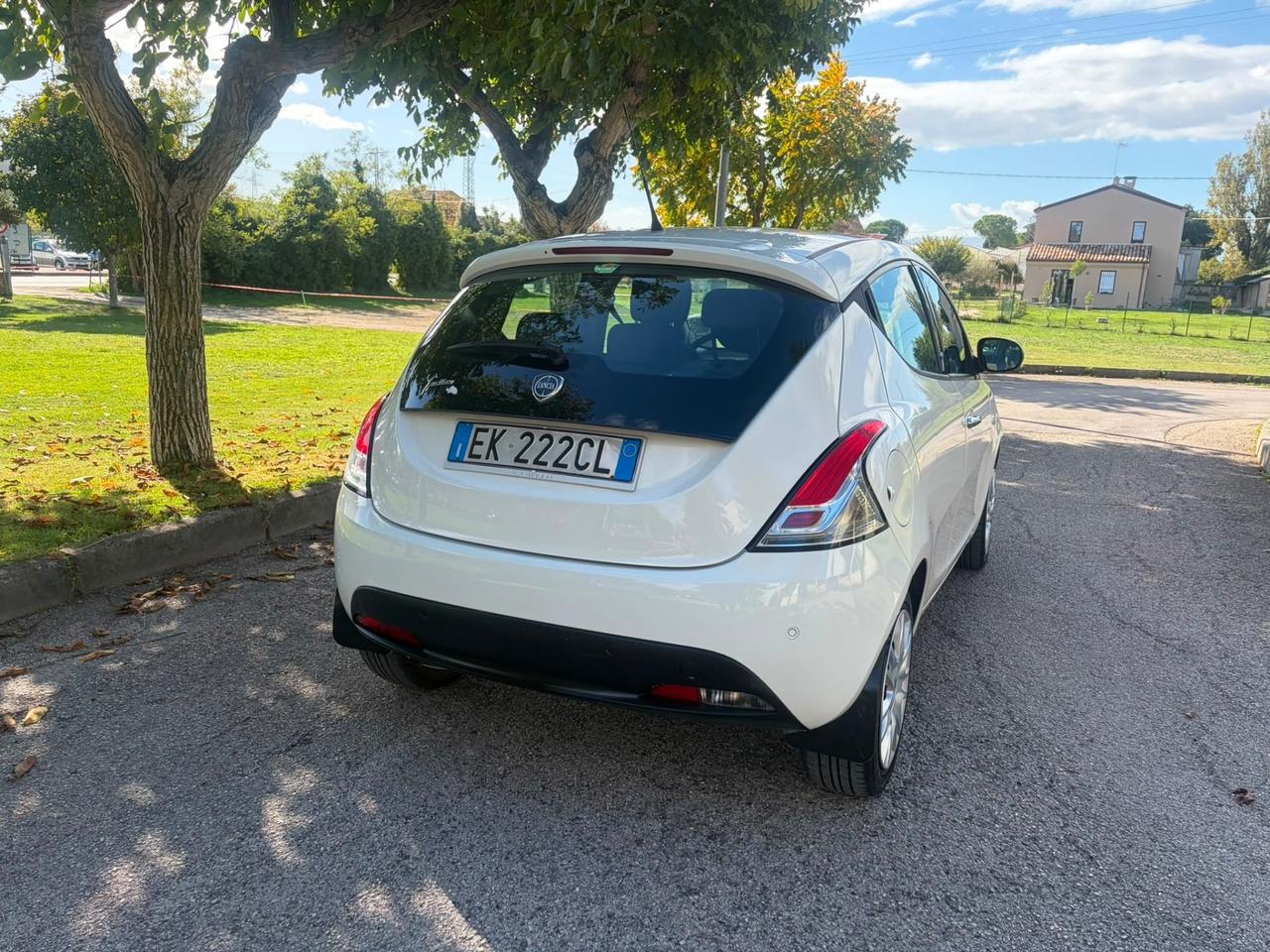 Lancia Ypsilon 1.2 elefantino