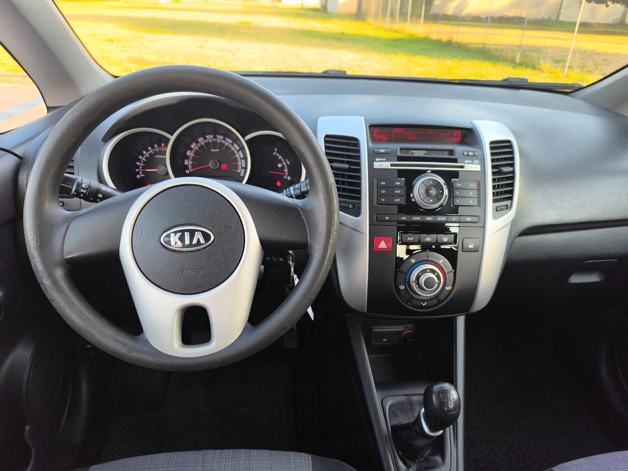 Kia Venga 1.4 benzina neopatentati 4 porte economic