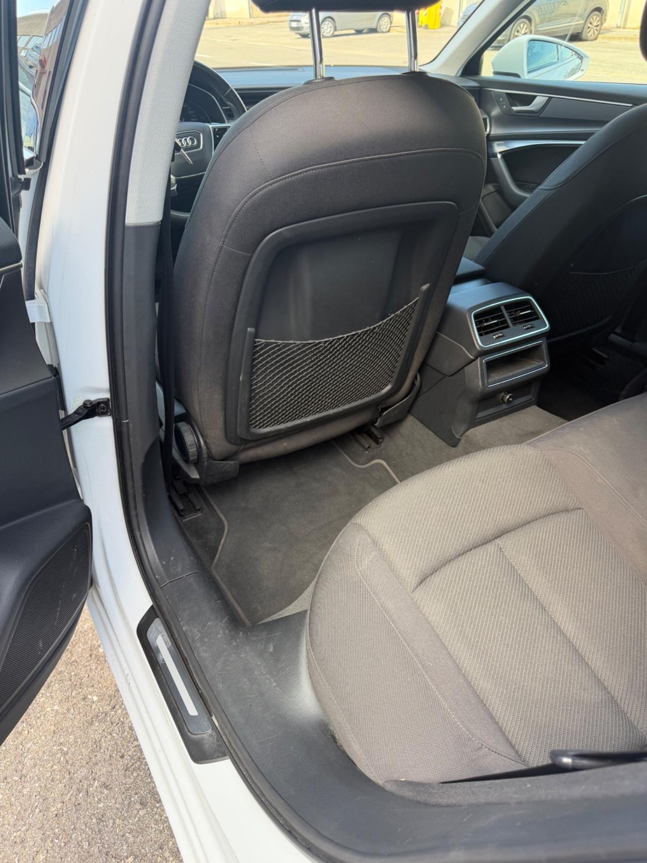 Audi A6 Avant 40 2.0 TDI S tronic Business Avant