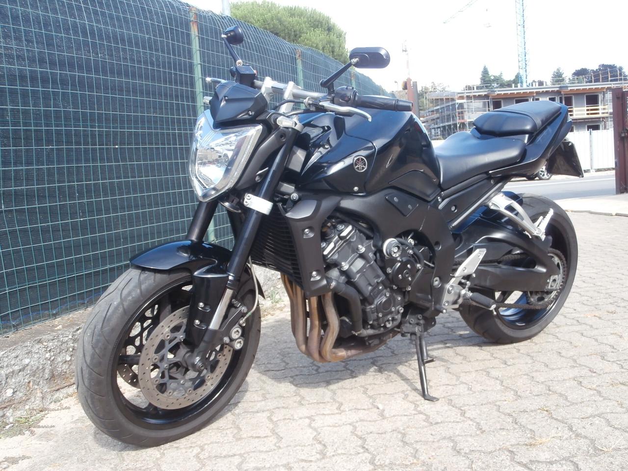 YAMAHA FZ1 DEL 2006 compreso trapasso-tagliando-garanzia