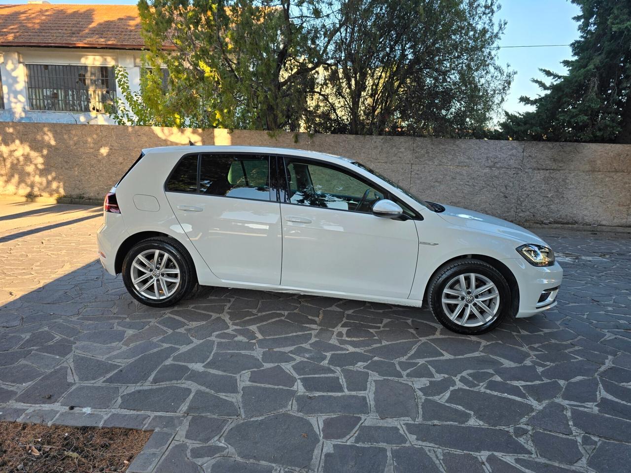 VOLKSWAGEN Golf 1.5 TGI DSG 5p. Highline BlueMotion Technology