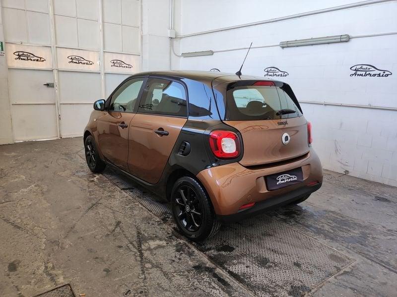 smart forfour forfour 70 1.0 Passion DA 99,00 AL MESE