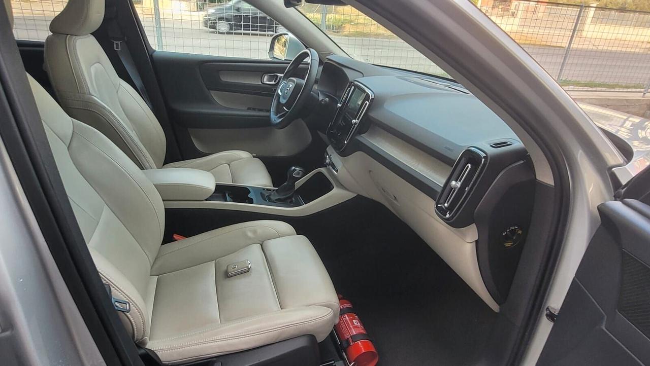 Volvo XC40 D3 Inscription FULL OPTIONALS - COME NUOVA