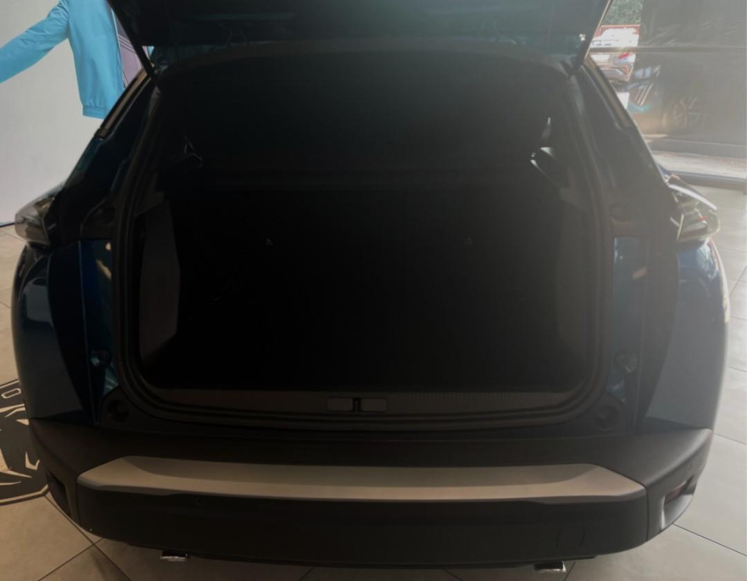 PEUGEOT 2008 H 12E MHEV P6