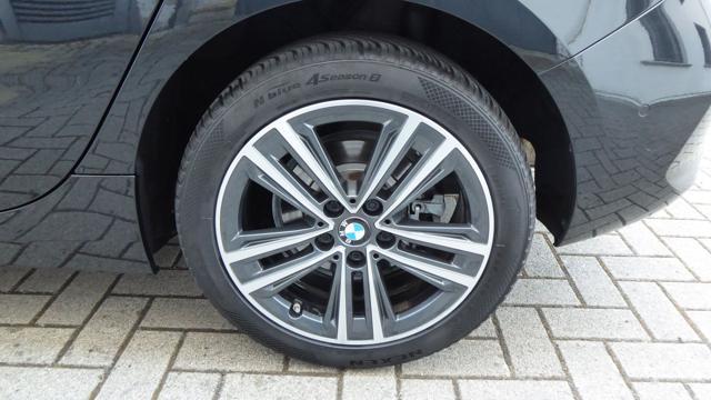 BMW 118 d 5p. Business Advantage