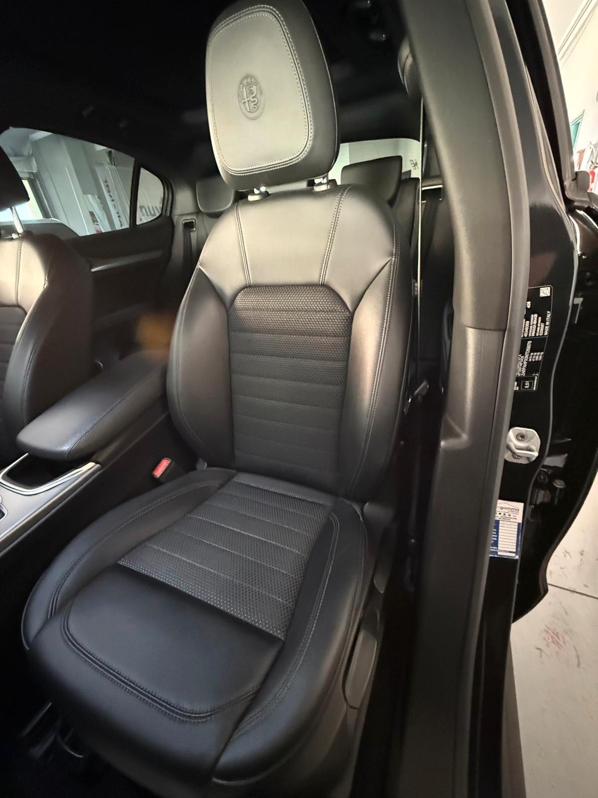 Alfa Romeo Stelvio 2.2 Turbodiesel 190 CV AT8 Q4 Sprint
