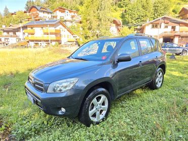 Toyota RAV 4 RAV4 2.2 D-4D 136 CV Luxury