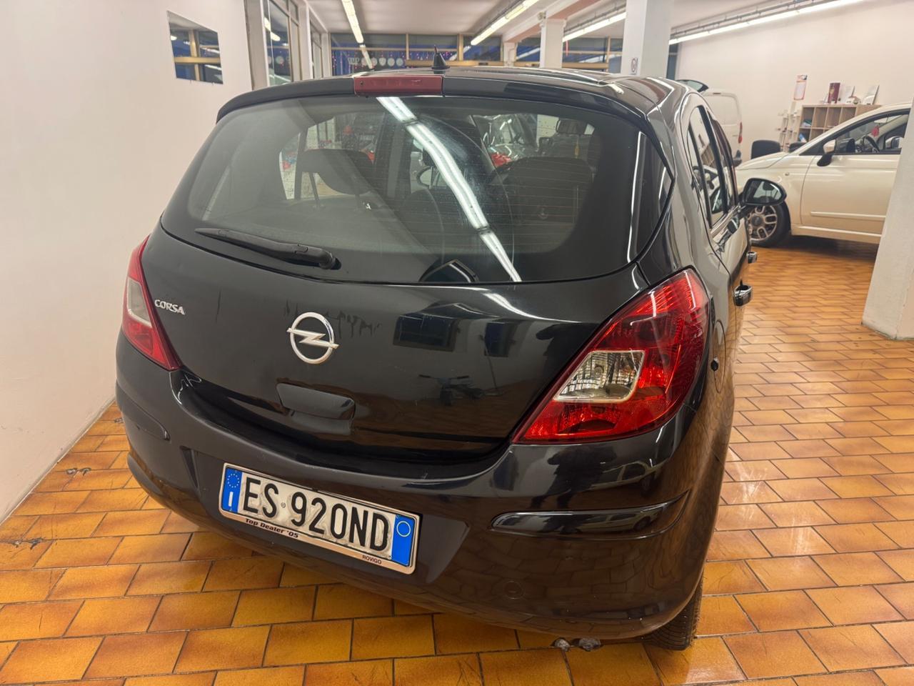 Opel Corsa 1.2 BENZINA / GPL OK NEOPATENTATI