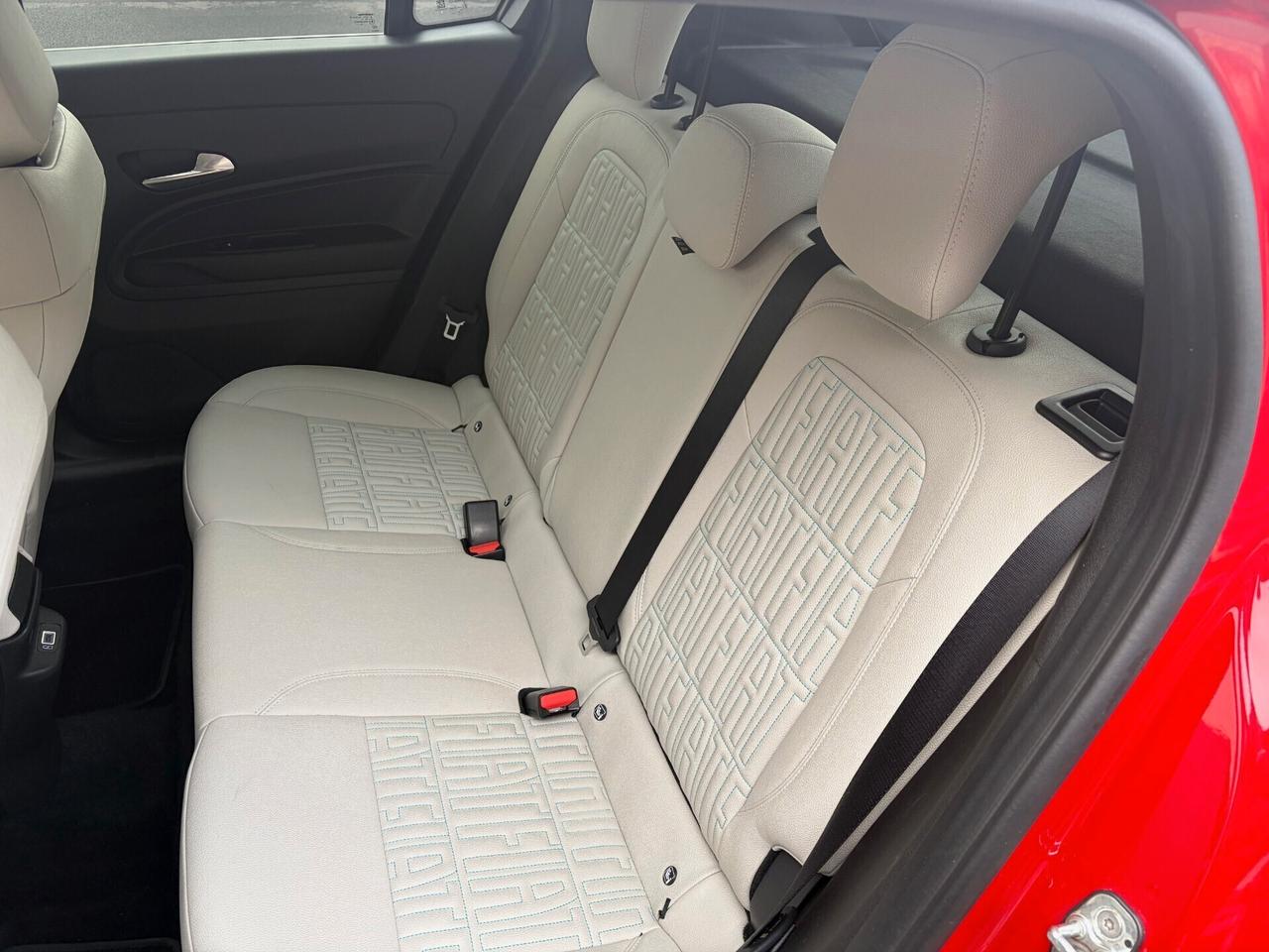 Fiat 600 Hybrid 100 CV DCT MHEV La Prima