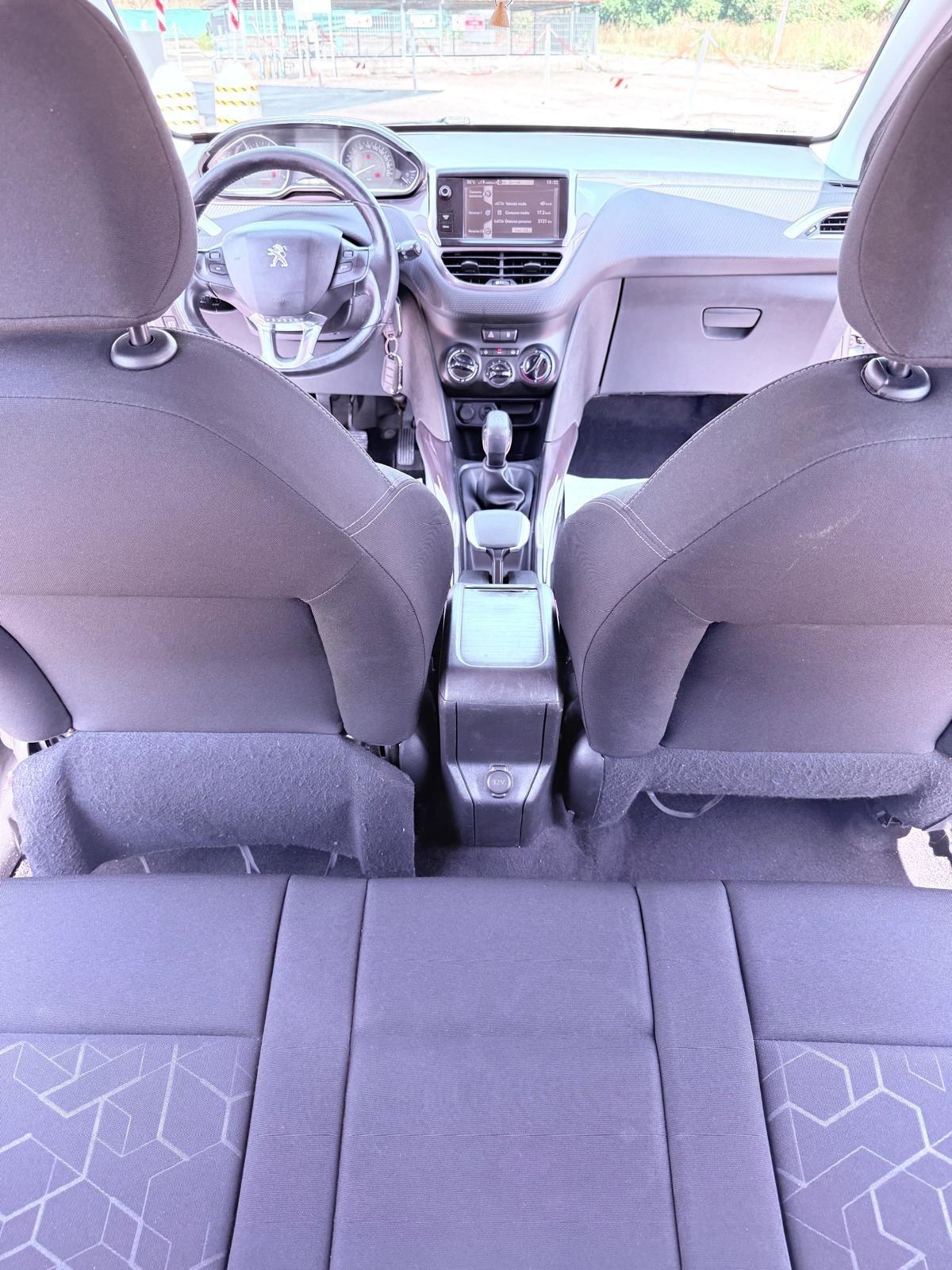 Peugeot 2008 PureTech 82 Allure