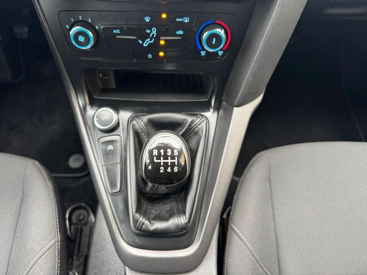 FORD FOCUS 1.5 TDCi 95cv TITANIUM NEOPAT