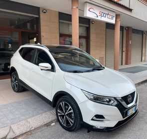 Nissan Qashqai 1.7 dCi 150 CV 4WD CVT N-Connecta TETTO LED TELEC 360 18'
