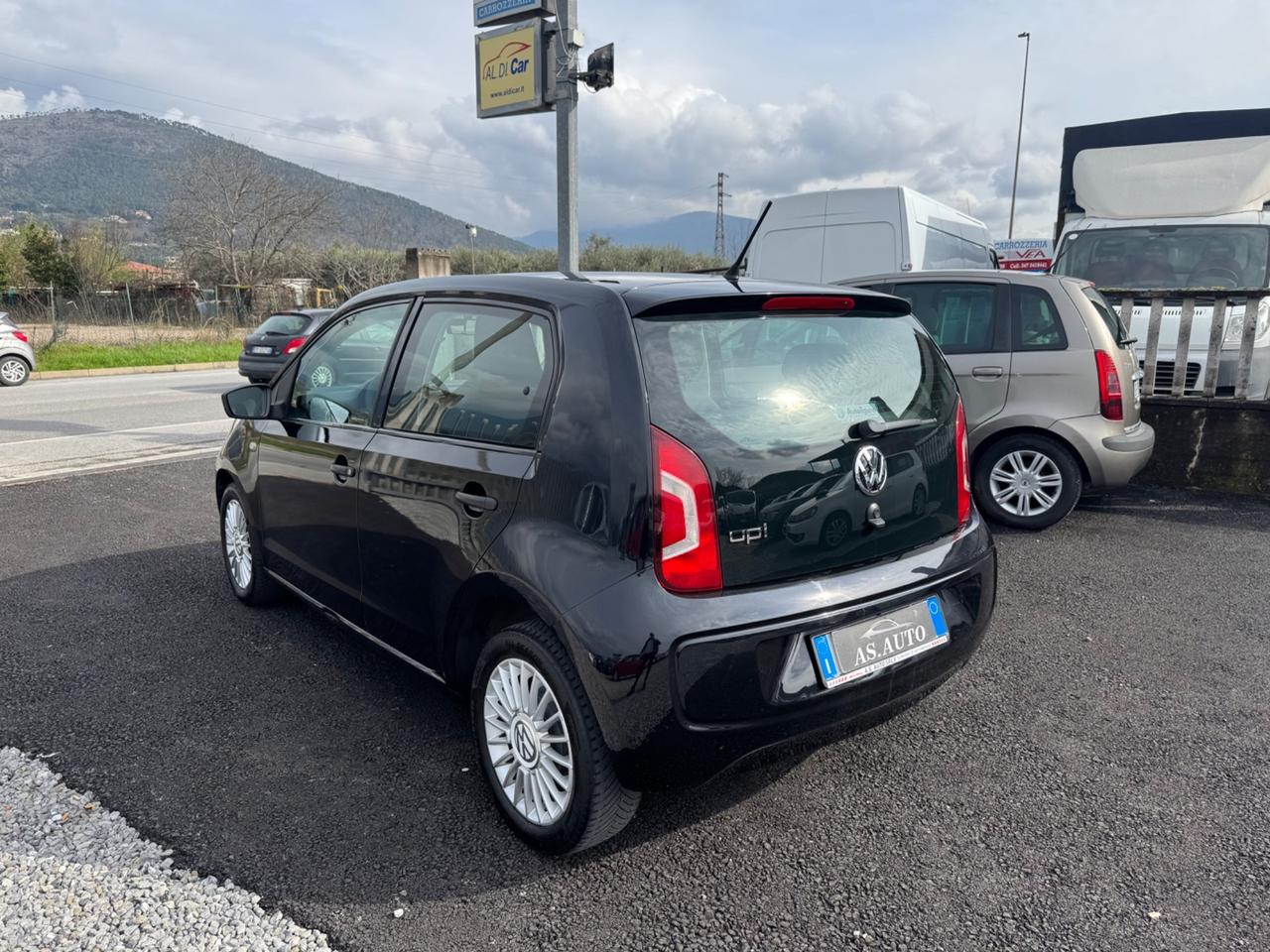 Volkswagen up! 1.0 5p. club up!