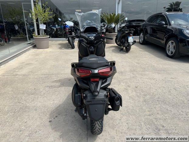 Yamaha X-Max 300 - 2024 a soli 66 euro