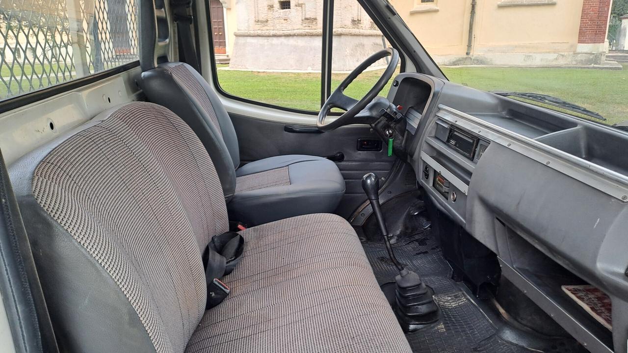 Ford Transit 2.5 D CASSONE DI 4,2 metri