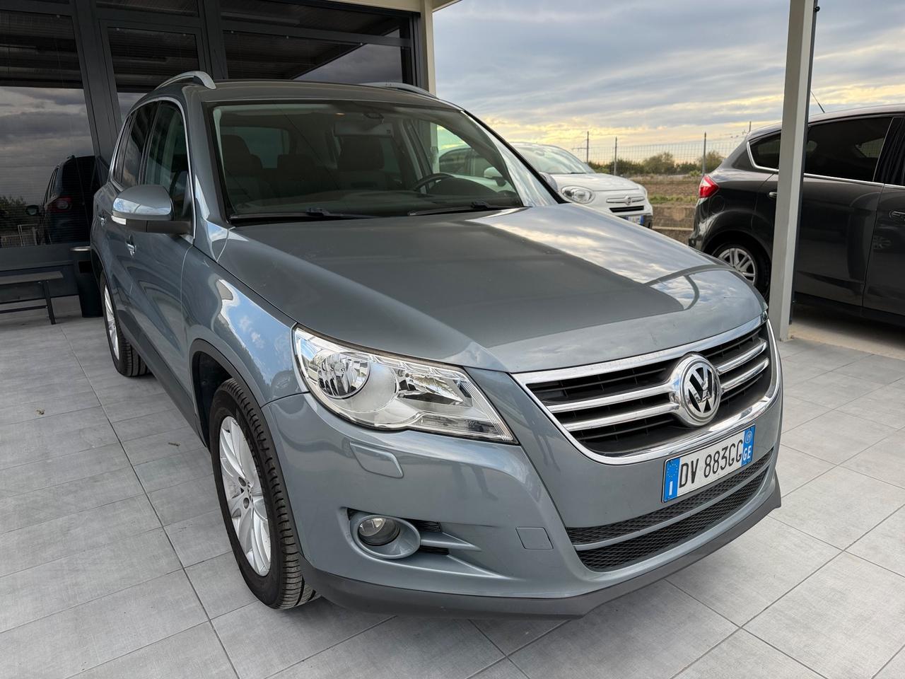 Volkswagen Tiguan 2.0 16V TDI DPF tiptronic Sport & Style (18°)