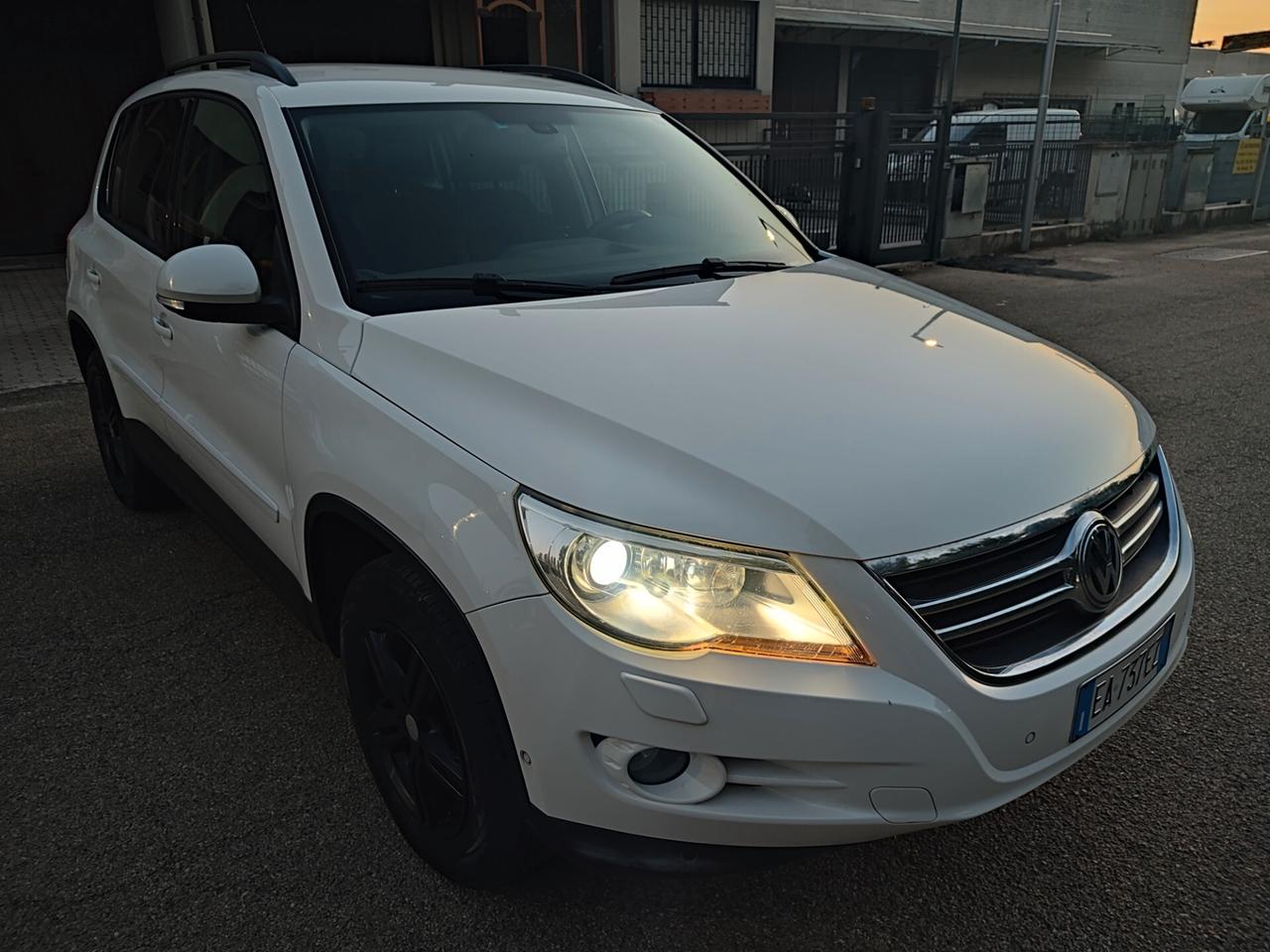 VOLKSWAGEN TIGUAN 2.0 DIESEL 4MOTION 4X4 COME NUOVA