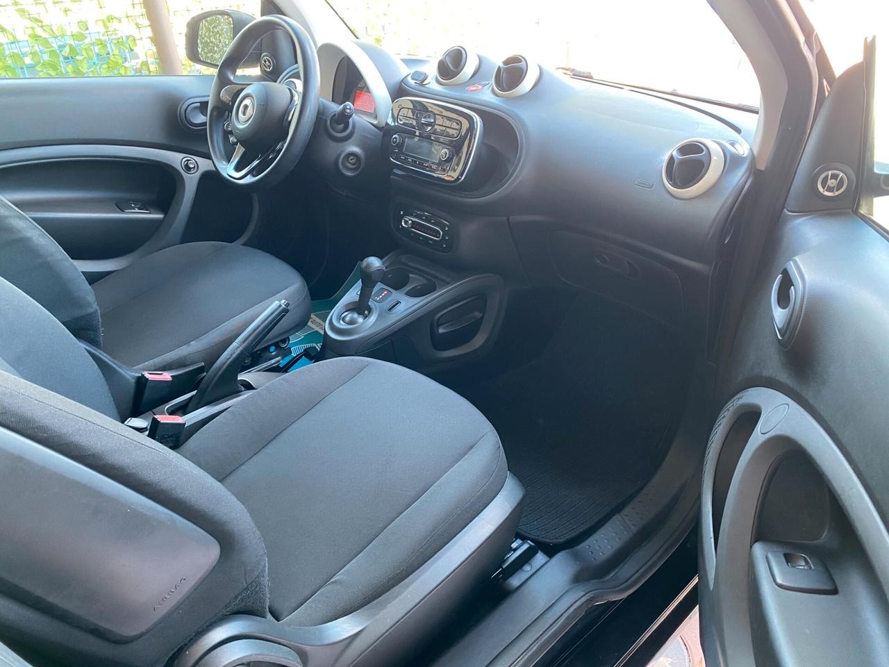SMART - Fortwo - 70 1.0 twinamic Youngster - NEOPATENTATI - FINANZIABILE - PERMUTE