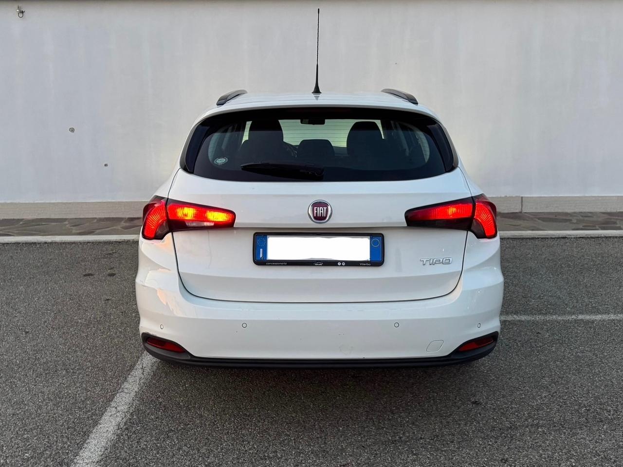 FIAT TIPO 1.6 MJT LOUNGE