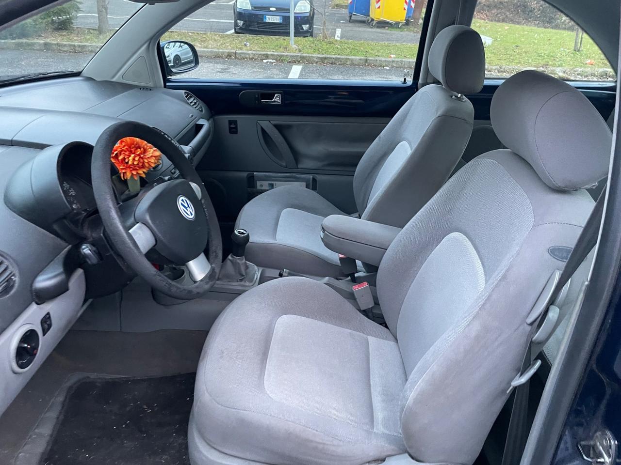 Volkswagen New Beetle 1.6*Neopatentati*Tenuta benissimo *