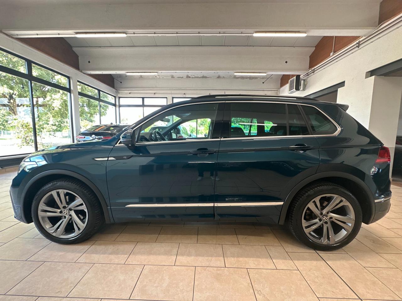 VOLKSWAGEN TIGUAN R-LINE 2.0 TDI DSG *CARPLAY*LED*LUCI*