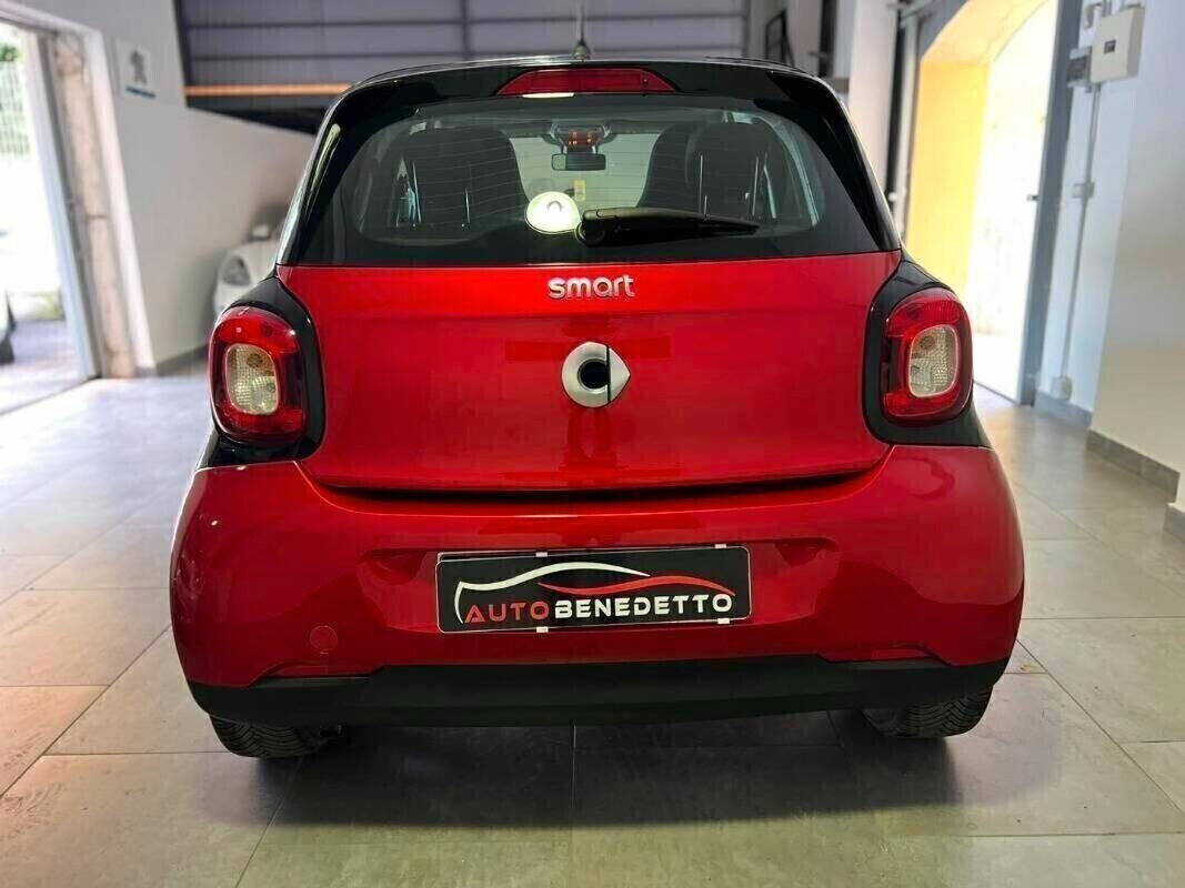 Smart ForFour 1.0 twinamic Passion 10/2016