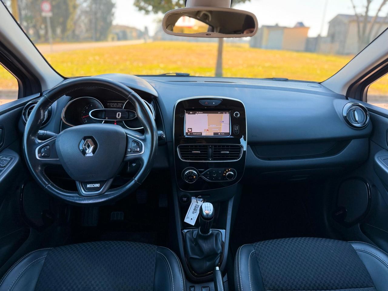 Renault Clio 1.5 dCi 5 porte Moschino Intens neopatentati