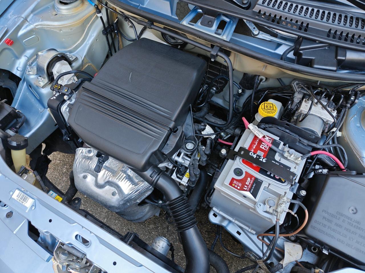 Fiat Punto 1.2 BENZINA 60cv / 33.000km / Unipro