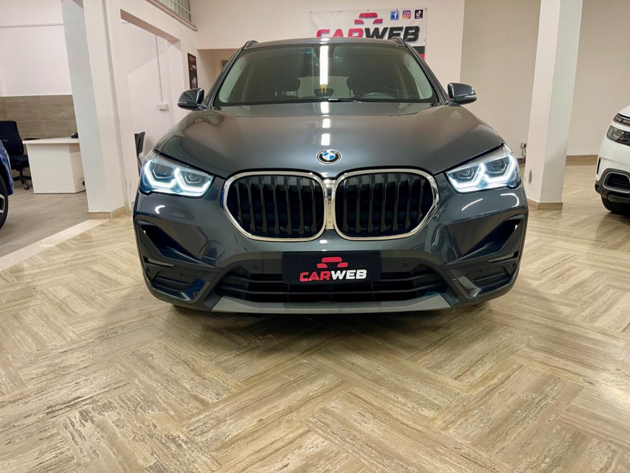 BMW X1 20d Xdrive NAVY Cam 2021