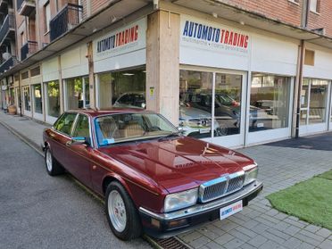 Jaguar XJ40 Sovereign 4.0 ASI ORO
