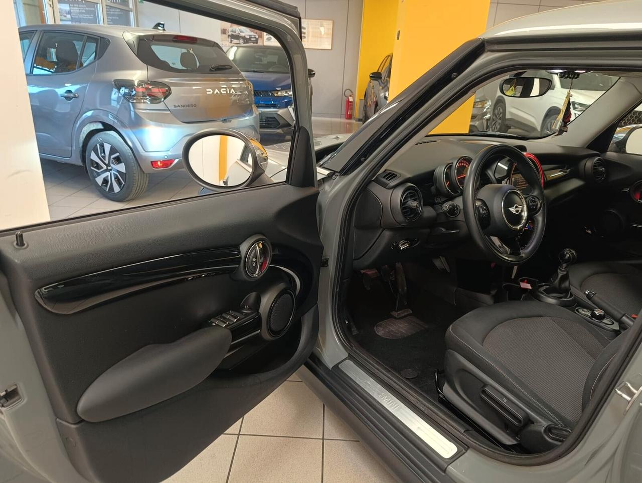 Mini One 5 porte 102cv