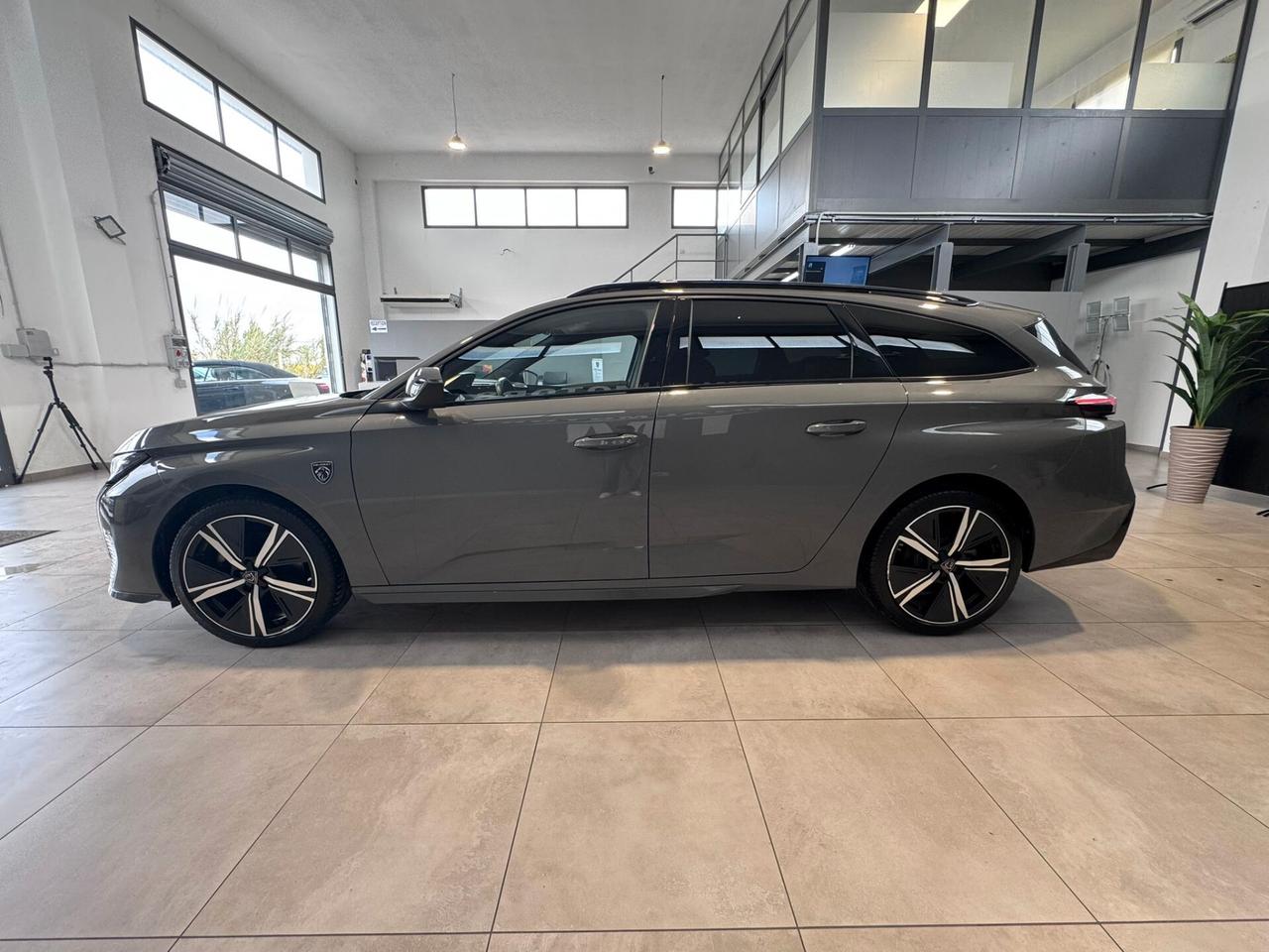 Peugeot 308 BlueHDi 130 S&S EAT8 SW GT