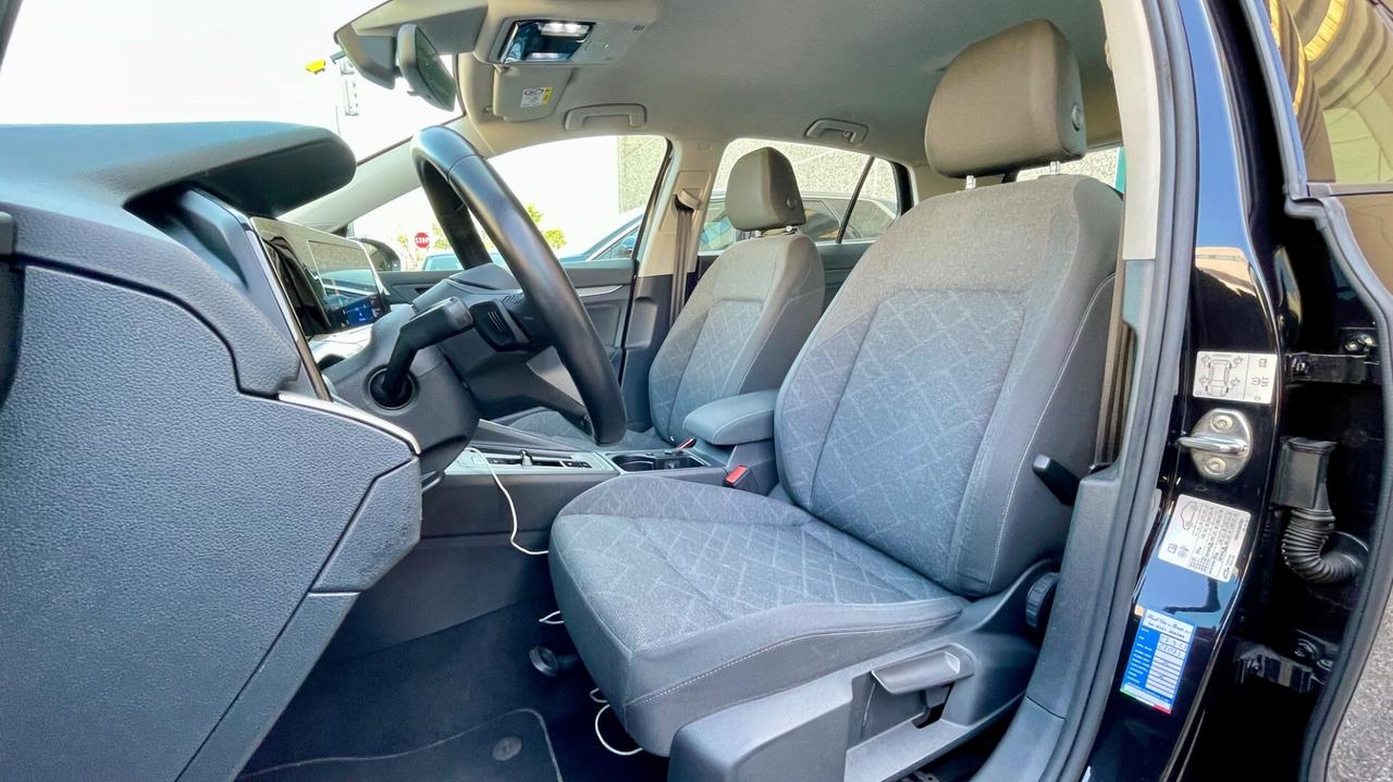VOLKSWAGEN GOLF 2.0 TDI DSG SCR LIFE 150CV - FULL LED, VIRTUAL COCKPIT, CAR PLAY