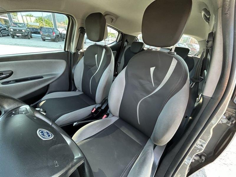 Lancia Ypsilon 1.2 69 CV GPL 5 porte