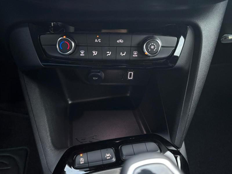 Opel Corsa 1.2 BENZ GS s&s 75cv ADATTA NEOPATENTATI