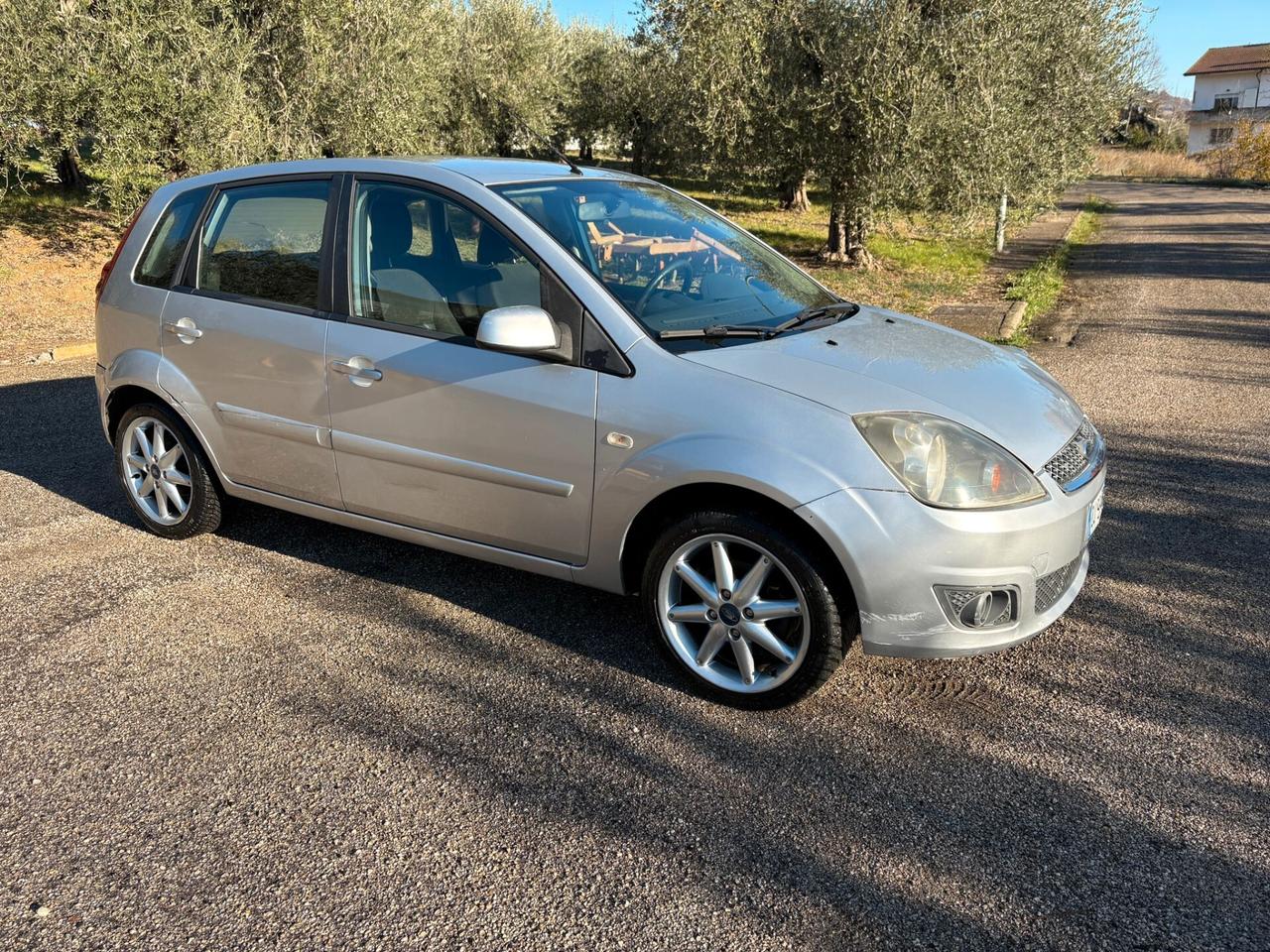 FORD Fiesta 4S 1.4TDCi Ghia 50Kw 5P - 2007