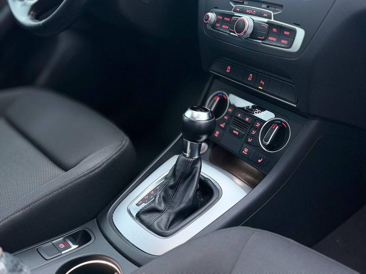 Audi Q3 1.4 tfsi cod S line edition s-tronic