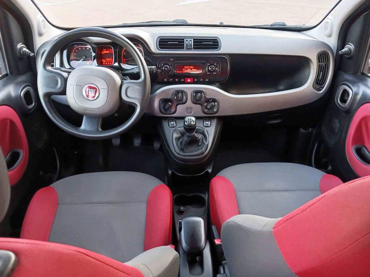 Fiat Panda 1.2 Lounge - PERFETTA