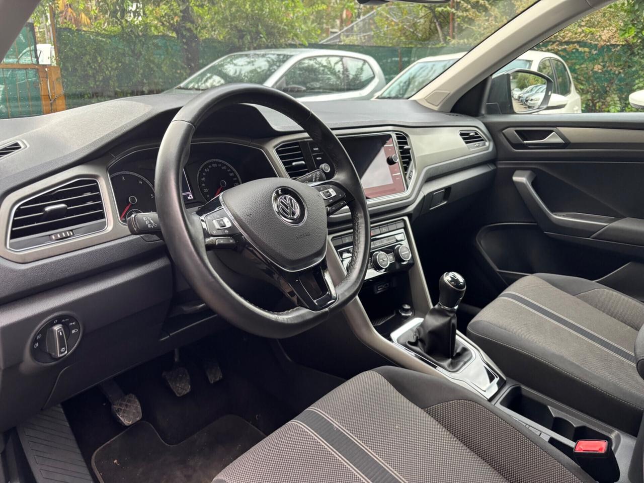 Volkswagen T-Roc 1.6 TDI Business BlueMotion