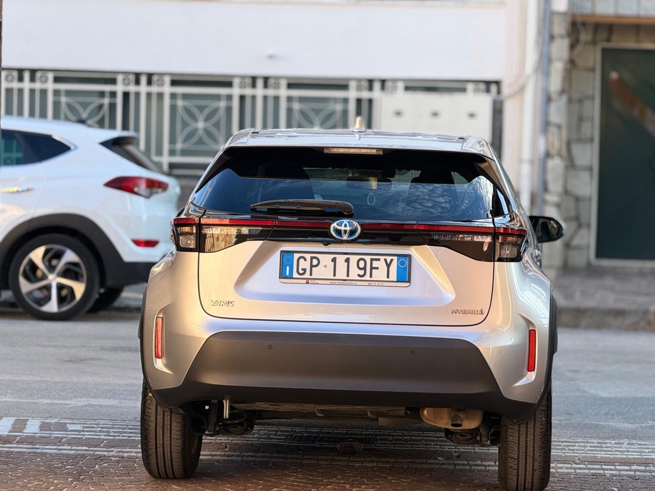 Toyota Yaris Cross 1.5 Hybrid E-CVT AWD Lounge