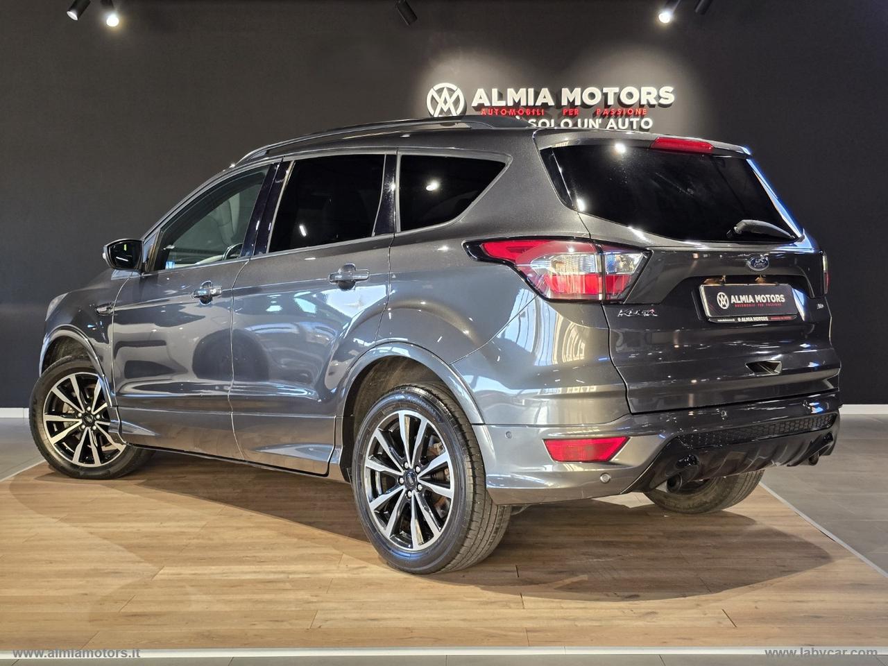 FORD Kuga 2.0 TDCI 180 CV S&S 4WD Pow.ST-Line
