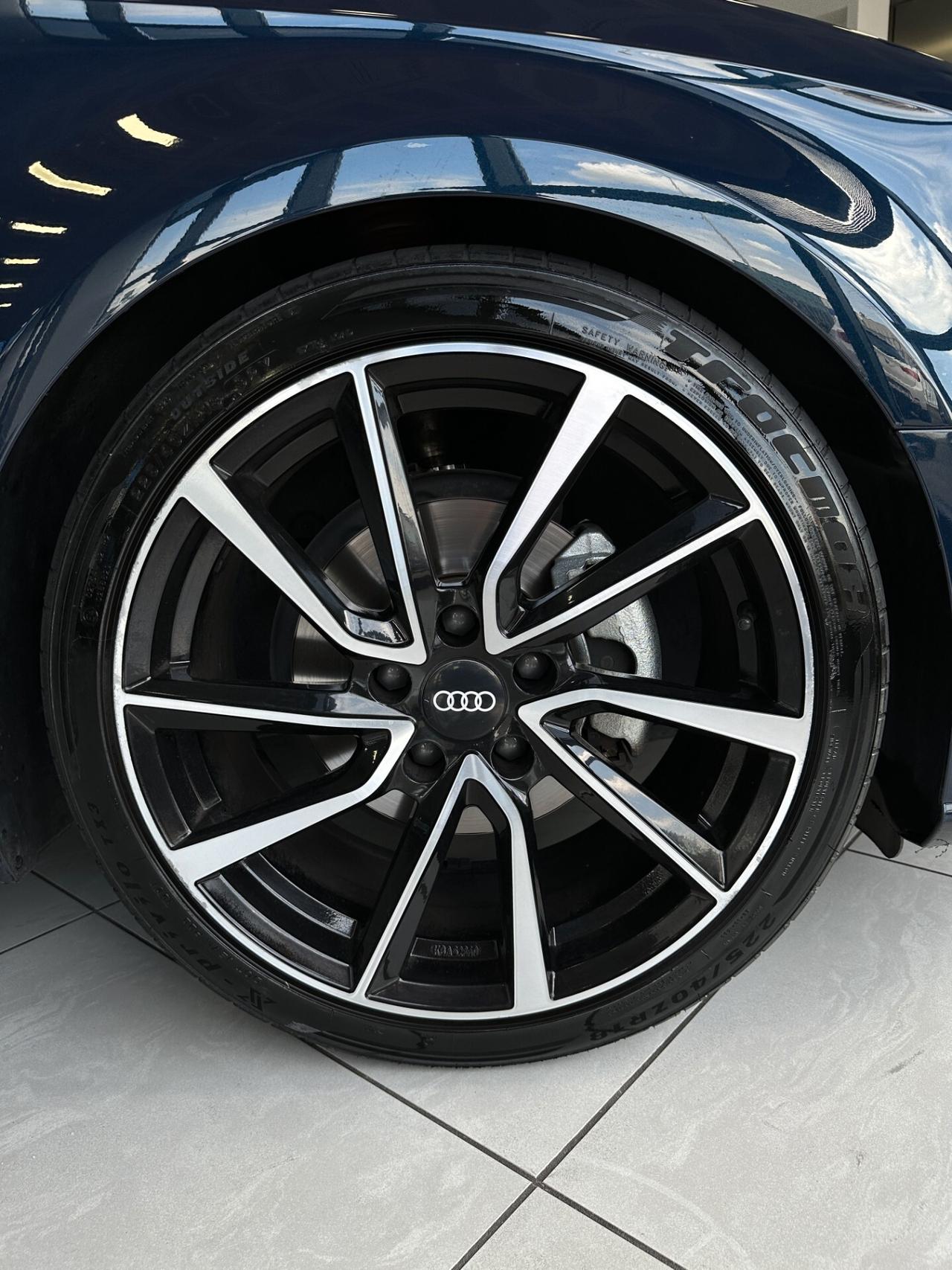Audi A3 1.0 116cv TFSI NEOPATENTATI Navi Finanziabile