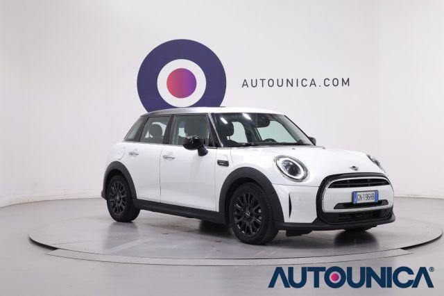 MINI Cooper 1.5 COOPER CAMDEN 5PORTE AUTOMATICA TETTO PANORAMA